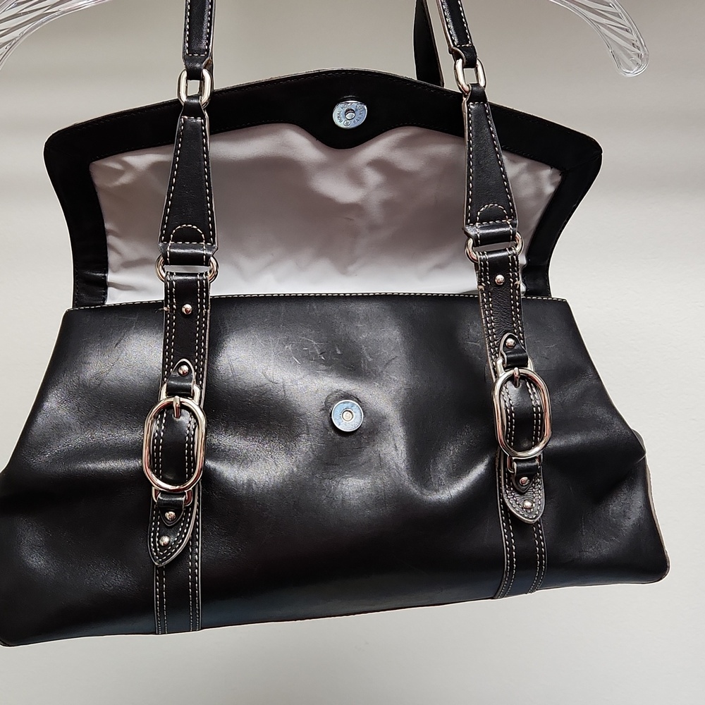 ColeHaan black leather purse - Picture 4 of 9